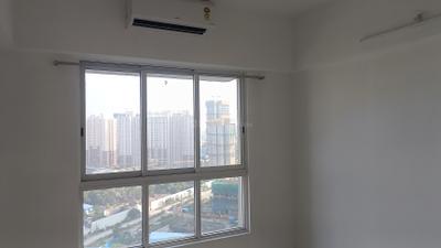 Bedroom Image of 915 Sq.ft 1 BHK Apartment / Flat for rent in Lodha Amara, Kolshet Thane for Rs. 45000