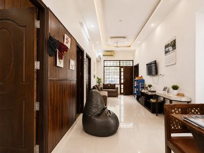 Hall Image of 6500 Sq.ft 3.5 BHK Independent House for sale in Mussoorie Road Dehradun for Rs. 35000000