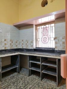 Kitchen Image of 750 Sq.ft 2 BHK Independent House for rent in Kasba Kolkata for Rs. 16000