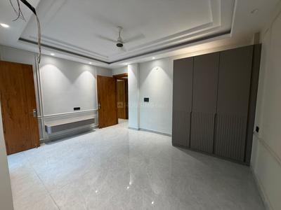 Bedroom Image of 2700 Sq.ft 4 BHK Builder Floor for rent in Ashoka Enclave Faridabad for Rs. 48000