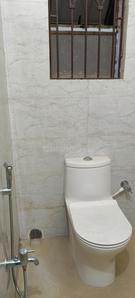 Bathroom Image of Girls&#x27; PG in Ballygunge, Kolkata