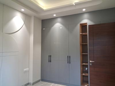 Bedroom Image of 1800 Sq.ft 3 BHK Builder Floor for rent in Paschim Vihar New Delhi for Rs. 85000