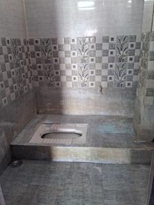 Bathroom Image of 1050 Sq.ft 2 BHK Builder Floor for rent in Uppal Hyderabad for Rs. 16000