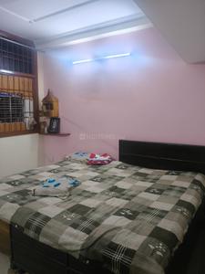 Bedroom Image of 450 Sq.ft 1 BHK Apartment / Flat for rent in Chhattarpur New Delhi for Rs. 12000