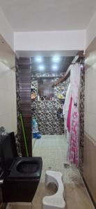 Bathroom Image of 1175 Sq.ft 3 BHK Apartment / Flat for sale in Neelkanth Gardens, Chembur Mumbai for Rs. 40000000