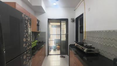 Kitchen Image of 980 Sq.ft 2 BHK Apartment / Flat for sale in Thane West Thane for Rs. 13500000