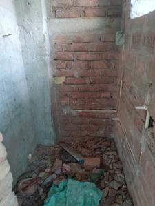 Bathroom Image of 700 Sq.ft 2 BHK Apartment / Flat for sale in Behala Chowrasta Kolkata for Rs. 2150000