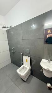 Bathroom Image of 1150 Sq.ft 3 BHK Apartment / Flat for sale in Vaduthala Kochi for Rs. 8000000