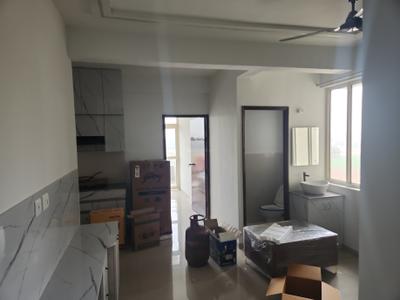 Living Room Image of 500 Sq.ft 1 BHK Apartment / Flat for rent in Pyramid Altia, Sector 70A Gurgaon for Rs. 22000