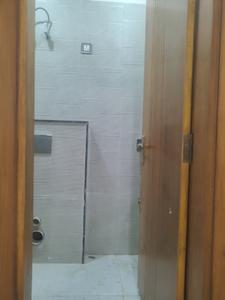 Common Bathroom Image of 4950 Sq.ft 4 BHK Builder Floor for sale in Ridhi Signature Floors, Green Field Colony Faridabad for Rs. 37000000
