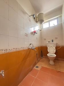 Bathroom Image of 1400 Sq.ft 2 BHK Apartment / Flat for rent in Arakere Bengaluru for Rs. 32000