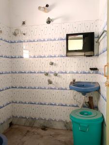 Common Bathroom Image of 1376 Sq.ft 3 BHK Apartment / Flat for sale in Jadavpur Kolkata for Rs. 6500000