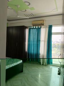 Bedroom Image of 1800 Sq.ft 2 BHK Builder Floor for rent in Gomti Nagar Extension Lucknow for Rs. 28000