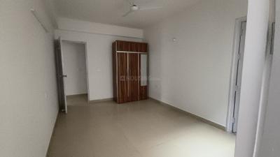 Bedroom Image of 1735 Sq.ft 4 BHK Apartment / Flat for sale in Sare Crescent Green Parc, Sector 92 Gurgaon for Rs. 15500000