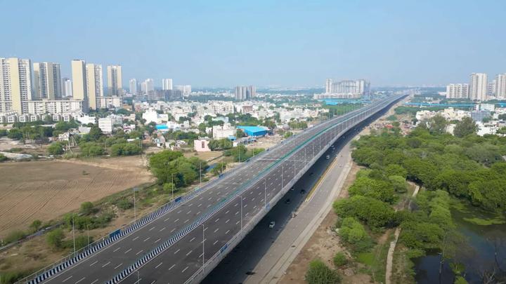 New Palam Vihar Phase 1, Sector 110 Main Image 1