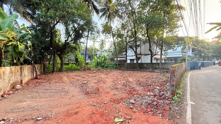 Kadavanthra Main Image 1