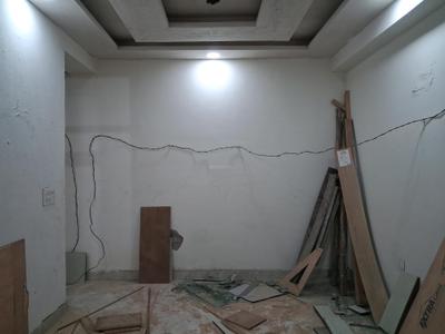 Living Room Image of 1050 Sq.ft 2 BHK Apartment / Flat for sale in Sector 104 Noida for Rs. 4350000