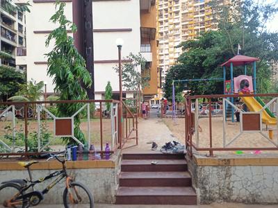 Balcony Image of 900 Sq.ft 2 BHK Apartment / Flat for rent in Royce Paradise, Kalyan West Kalyan for Rs. 22000