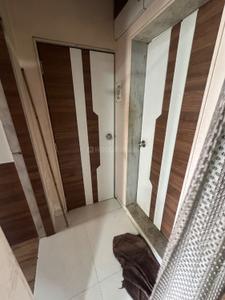 Bathroom Image of 410 Sq.ft 1 BHK Apartment / Flat for sale in Lower Parel Mumbai for Rs. 11400000