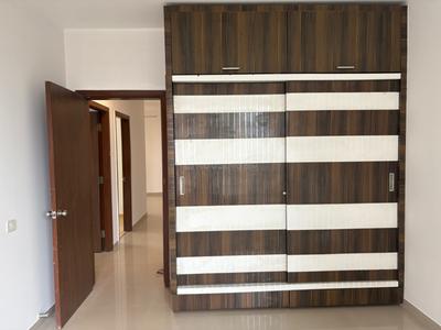 Bedroom Image of 1295 Sq.ft 2.5 BHK Apartment / Flat for sale in Oberoi Springs, Andheri West Mumbai for Rs. 50000000