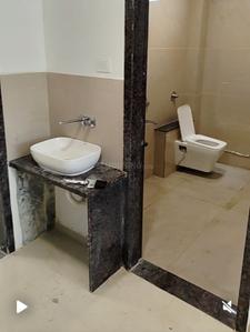 Bathroom Image of 950 Sq.ft 1.5 BHK Duplex for rent in BDA Raja Bhoj Awasiy Yojna, Gandhinagar Bhopal for Rs. 7000