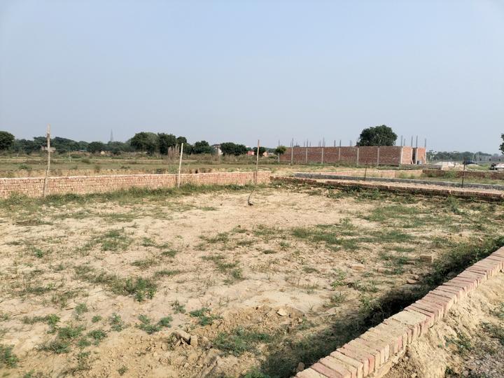 Noida Extension Main Image 1