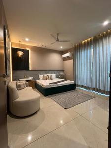 3.5 BHK Flat