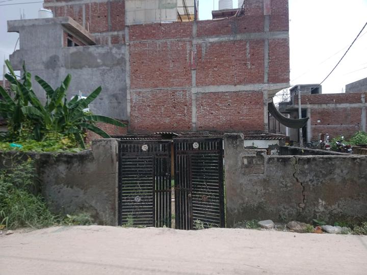 Block C, Sector 81 Main Image 1