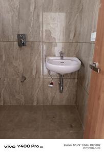 Bathroom Image of 1950 Sq.ft 3 BHK Independent House for rent in Motera Ahmedabad for Rs. 25000