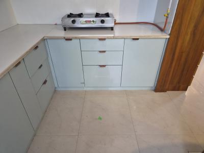 Kitchen Image of 766 Sq.ft 2 BHK Apartment / Flat for rent in Prateek Grand City, Siddharth Vihar Ghaziabad for Rs. 32000