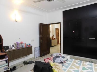 Bedroom Image of 350 Sq.ft 1 RK Studio for rent in Sarita Vihar New Delhi for Rs. 36000