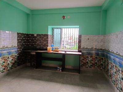 Kitchen Image of 950 Sq.ft 3 BHK Apartment / Flat for sale in Behala Kolkata for Rs. 3900000