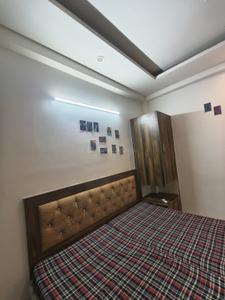 1 RK Independent Builder Floor