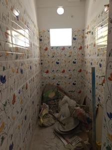 Image of 2000 Sq.ft 6 BHK Independent House for sale in Dhakuria, Kolkata for Rs. 16500000