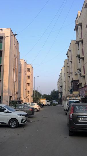 Rohini Sector 28  Main Image 1
