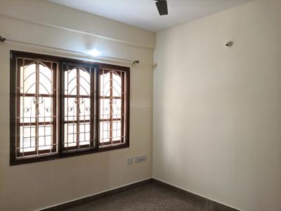 Bedroom Image of 1200 Sq.ft 2 BHK Apartment / Flat for rent in Lakeview Residency Bengaluru for Rs. 20000