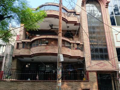 Building Image of Roomsoom PG in Sector 14, Noida