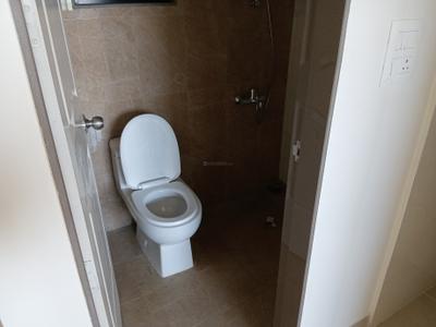 Image of 980 Sq.ft 2 BHK Apartment / Flat for rent in Magarpatta River View City, Loni Kalbhor, Pune for Rs. 21000