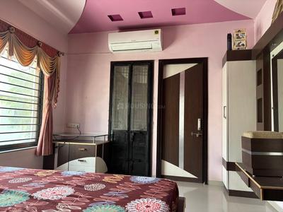 Binori Rosella Bedroom 1