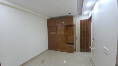 Bedroom Image of 915 Sq.ft 3 BHK Builder Floor for sale in Palam New Delhi for Rs. 9000000
