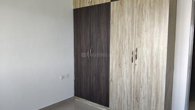 Bedroom Image of 1001 Sq.ft 2 BHK Apartment / Flat for rent in Malles Altius, Perumbakkam Chennai for Rs. 30000