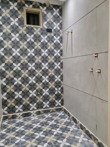 Common Bathroom Image of 900 Sq.ft 3 BHK Apartment / Flat for sale in Nangli Sakrawati New Delhi for Rs. 7300000