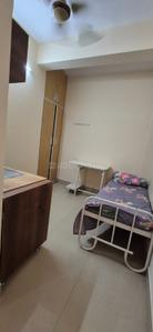 Bedroom Image of 318 Sq.ft 1 RK Apartment / Flat for rent in Domlur Layout Bengaluru for Rs. 28000