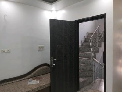 Living Room Image of 500 Sq.ft 1 BHK Builder Floor for rent in Shalimar Bagh New Delhi for Rs. 22000