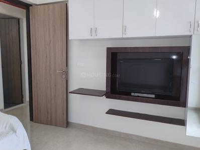 Bedroom Image of 1000 Sq.ft 2 BHK Apartment / Flat for sale in Dosti Eastern Bay, Wadala Mumbai for Rs. 30000000
