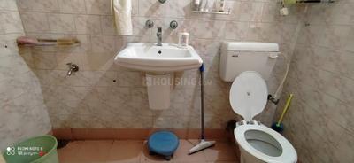 Bathroom Image of 2500 Sq.ft 6 BHK Independent House for sale in Paschim Putiary Kolkata for Rs. 15000000