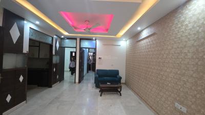 Living Room Image of 900 Sq.ft 2 BHK Builder Floor for rent in Pitampura New Delhi for Rs. 38500