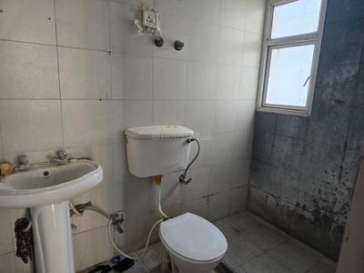 Image of 1050 Sq.ft 2 BHK Apartment / Flat for rent in Mahagun Mascot, Crossings Republik, Ghaziabad for Rs. 18000