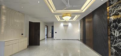Image of 2200 Sq.ft 3 BHK Apartment / Flat for sale in Sector 31, Gurgaon for Rs. 35000000