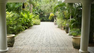 Balcony Image of 6000 Sq.ft 4 BHK Independent House for sale in Kanathur Reddikuppam Chennai for Rs. 185000000